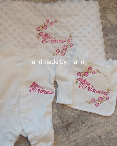 Newborn baby girl princess - baby,